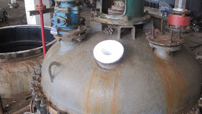 搪玻璃反應(yīng)釜修補