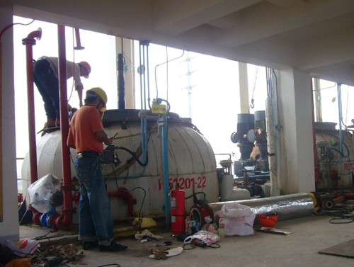 反應(yīng)釜維修案例